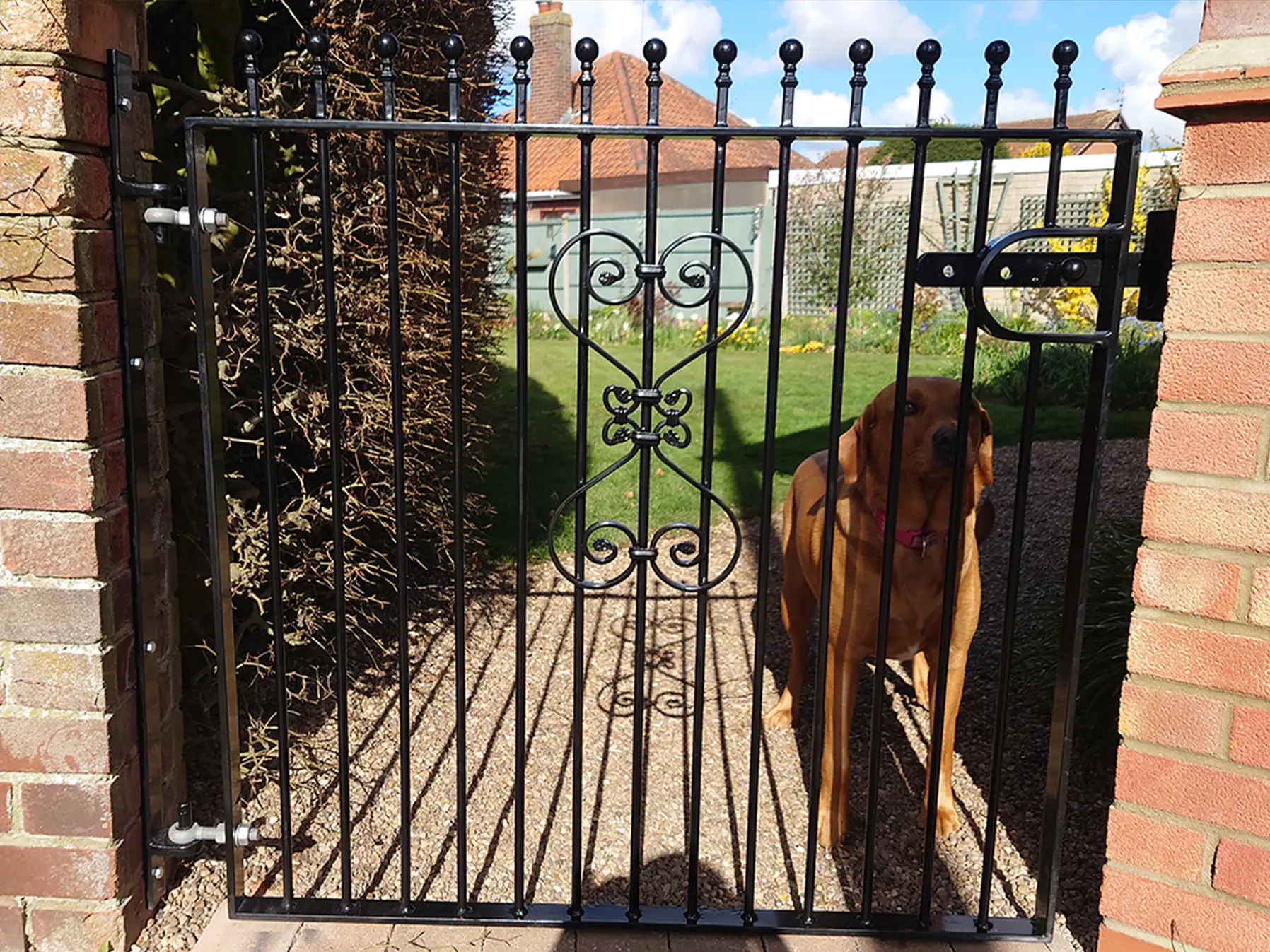 Standing gate hotsell